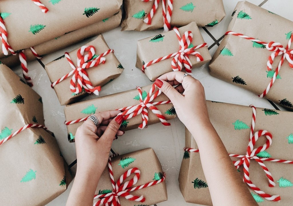 Imagem da notícia: - 7 tips on how to save on Christmas gifts
